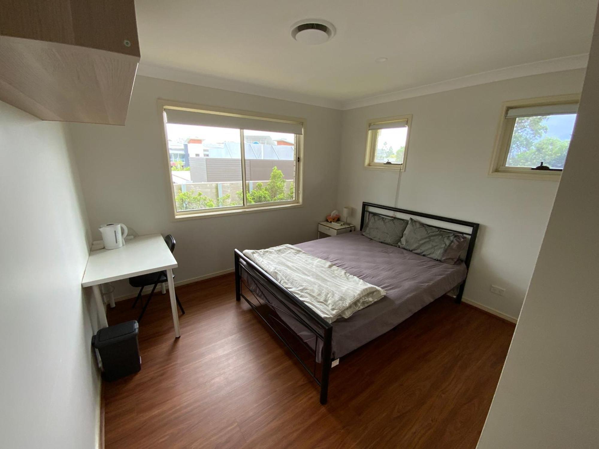 Shared House With Other Guests Near Shopping Center And Theme Parks Homestay *